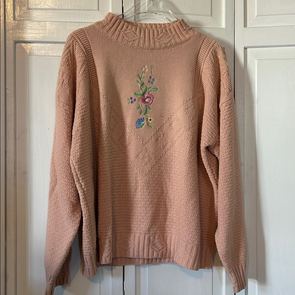 Vintage Mock-Nexk Embroidered Pink Sweater - Size L - Picture 8 of 8